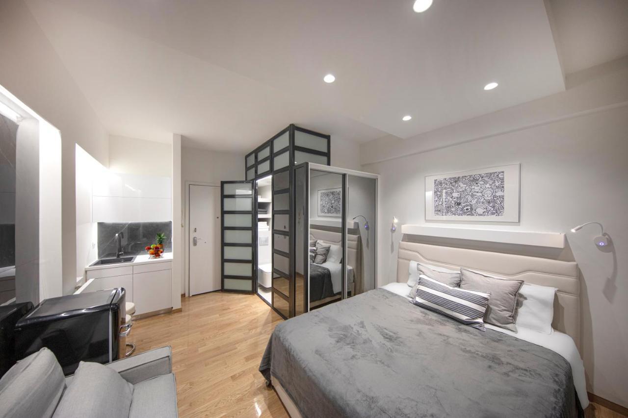 The Monastiraki Metro Lux Suite! أثينا المظهر الخارجي الصورة