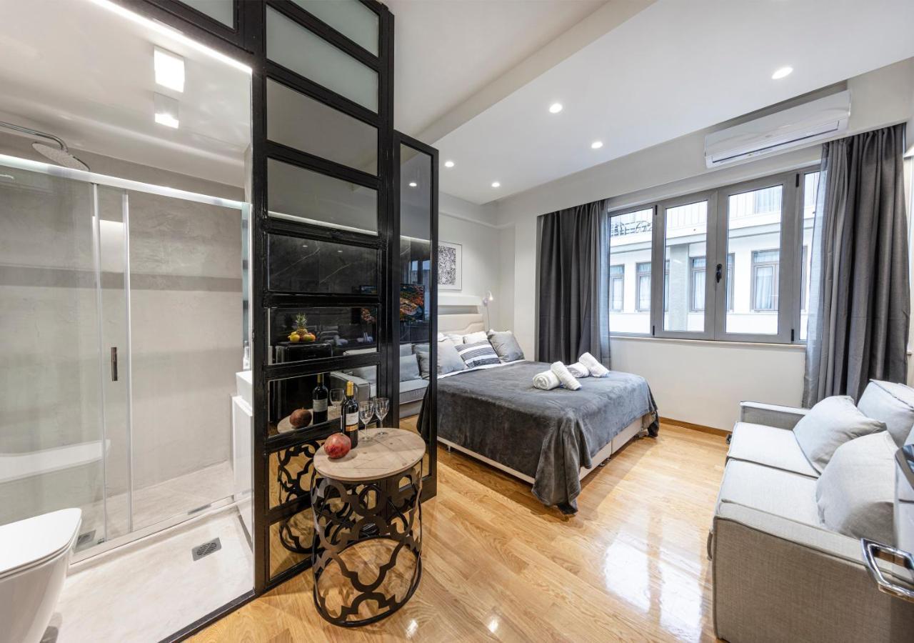The Monastiraki Metro Lux Suite! أثينا المظهر الخارجي الصورة
